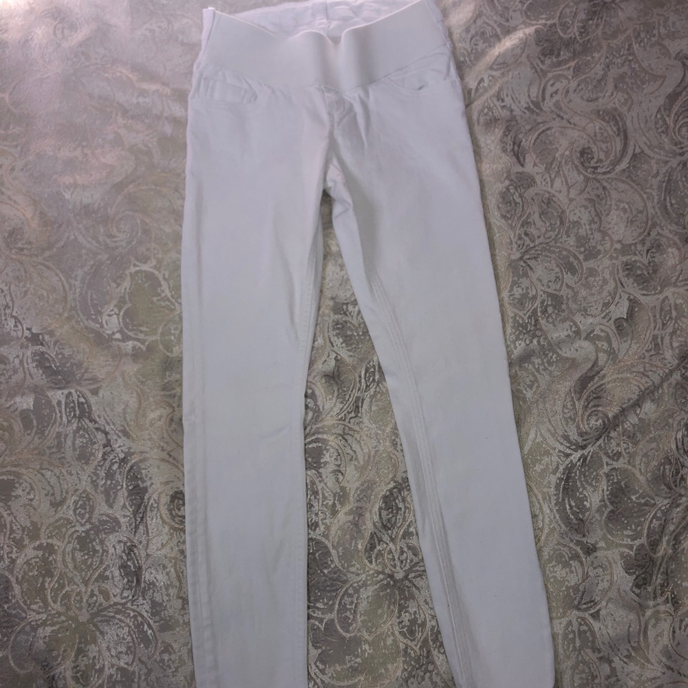 Maternity jeans - under belly